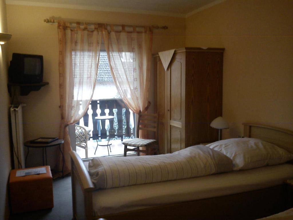 Hotel Zur Kueferschenke Ниерщайн Стая снимка