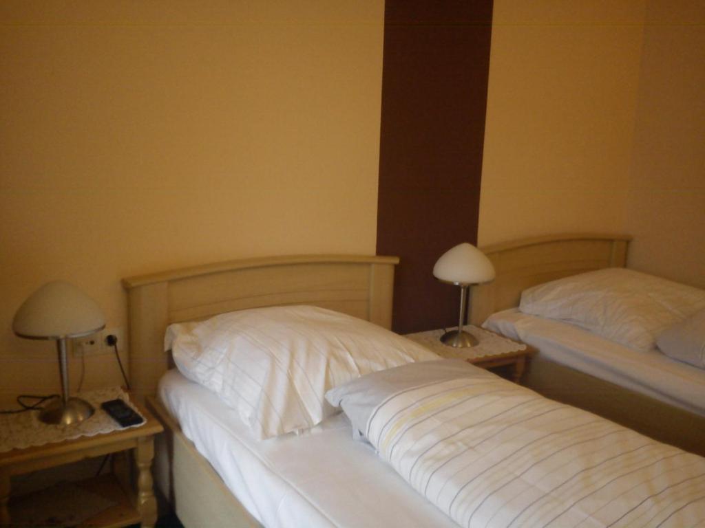Hotel Zur Kueferschenke Ниерщайн Стая снимка