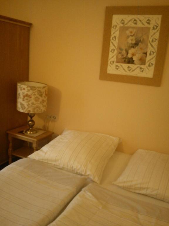 Hotel Zur Kueferschenke Ниерщайн Стая снимка